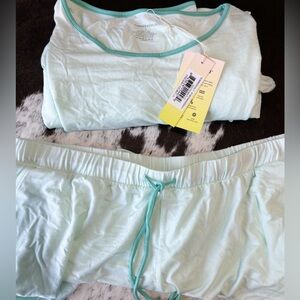 Women’s Summersalt Light Green Pajama Set